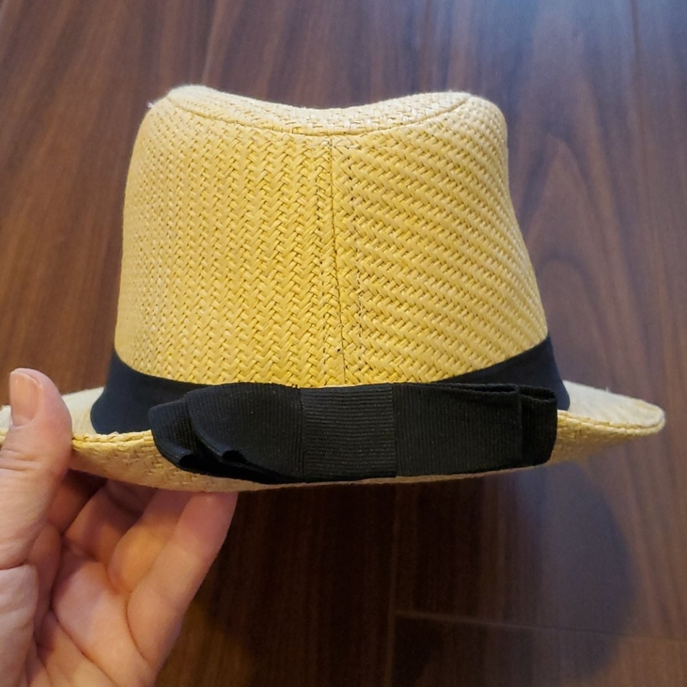 Hat - Picture 3 of 4